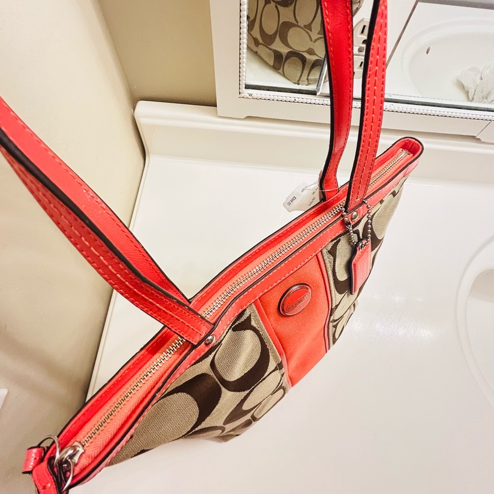 Coach Tote/ Shoulder Bag - Picture 10 of 14